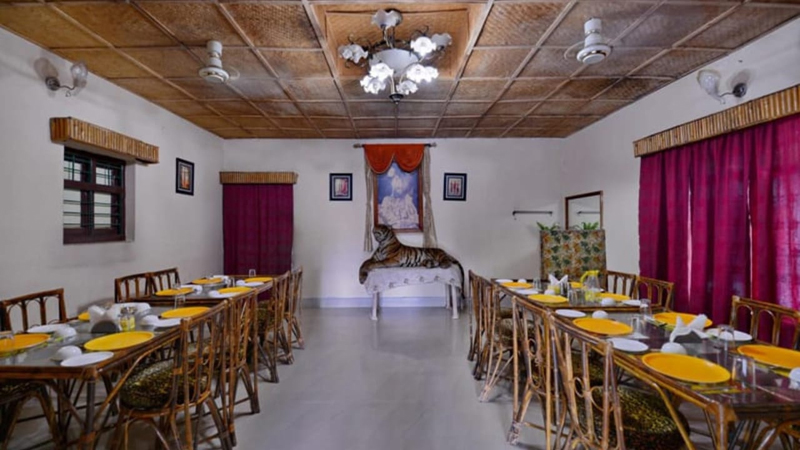 bandhavgarh Veg Food restaurant